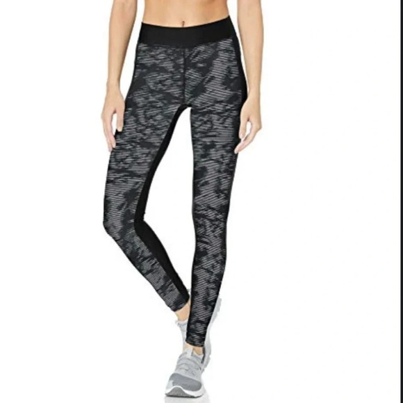Under Armour Pants - Under Armour HeatGear Legging, Black/Metallic Silver, X-Small
